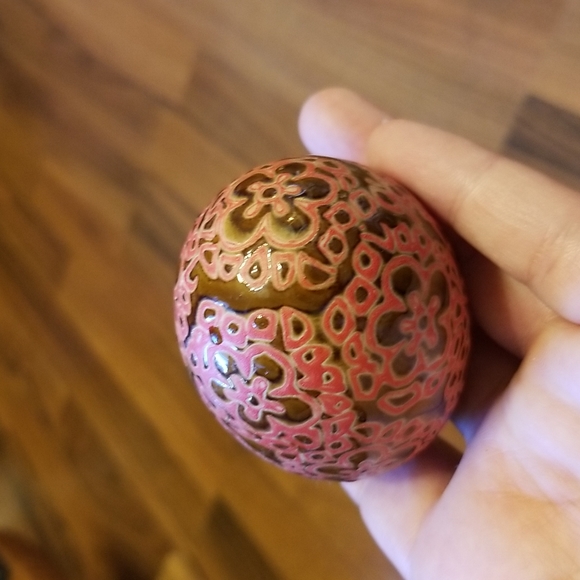 Easter Bunny & Egg Decor Bundle Porcelain Figurines & Candles - Picture 6 of 12